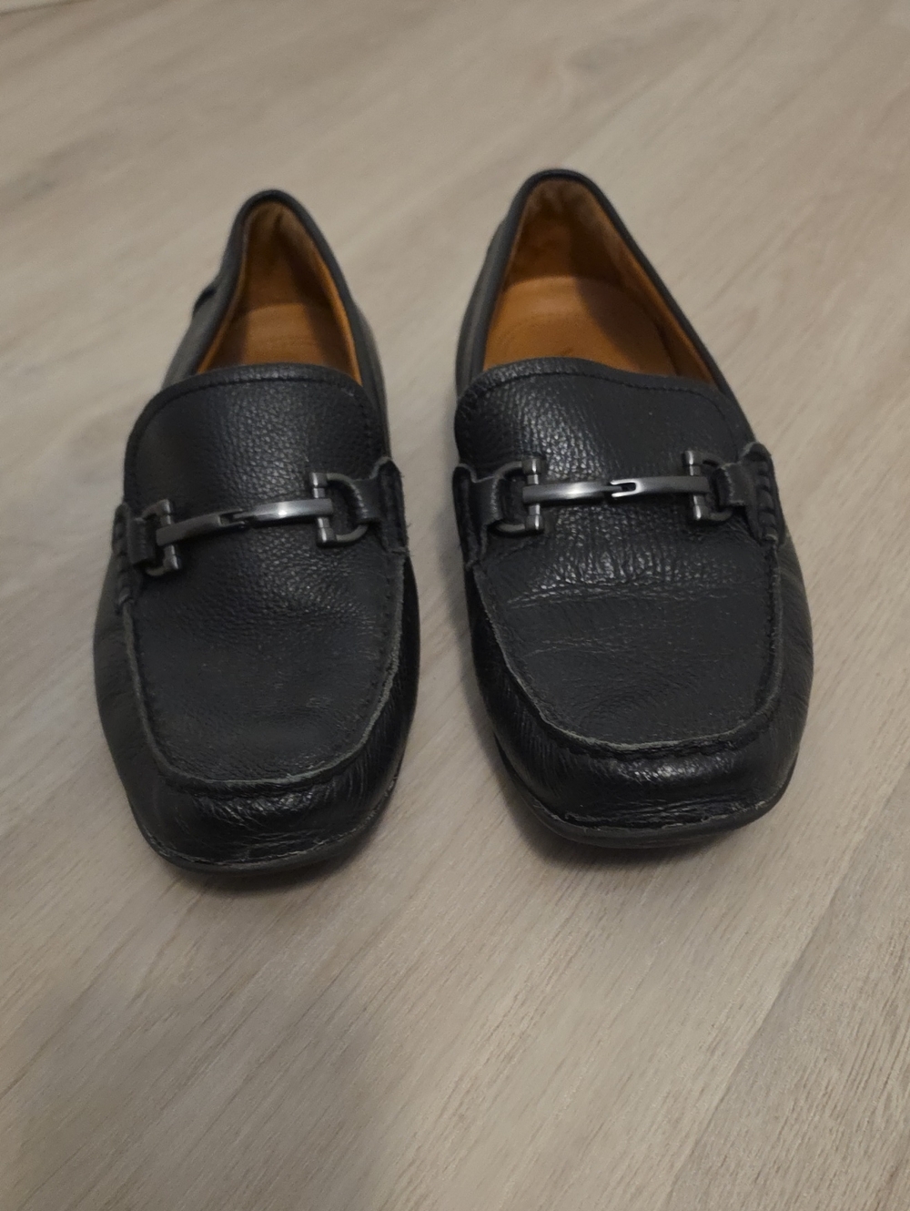 Vionic Black Leather Bit Loafers